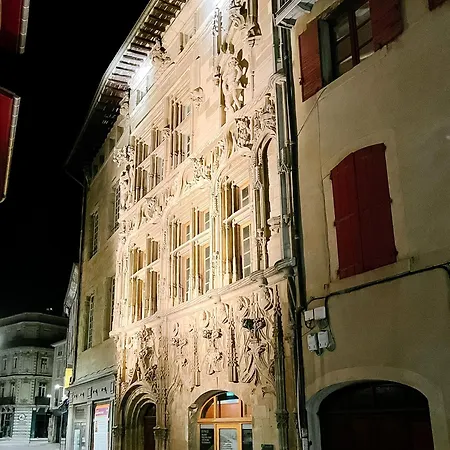Apartment L'appart Du Faubourg 1 A 8 Personnes
