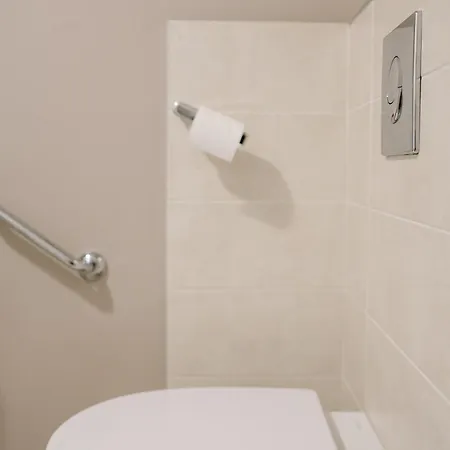 L'appart Du Faubourg 1 A 8 Personnes Apartment Valence (Drome)