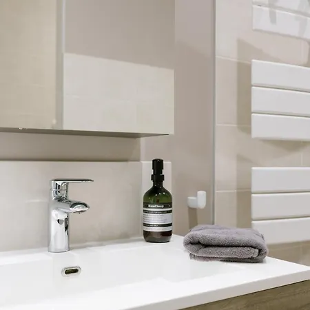 Apartment L'appart Du Faubourg 1 A 8 Personnes Valence (Drome)